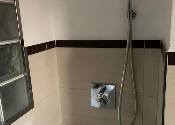 Moms Lakehouse Casa vacanze Côme